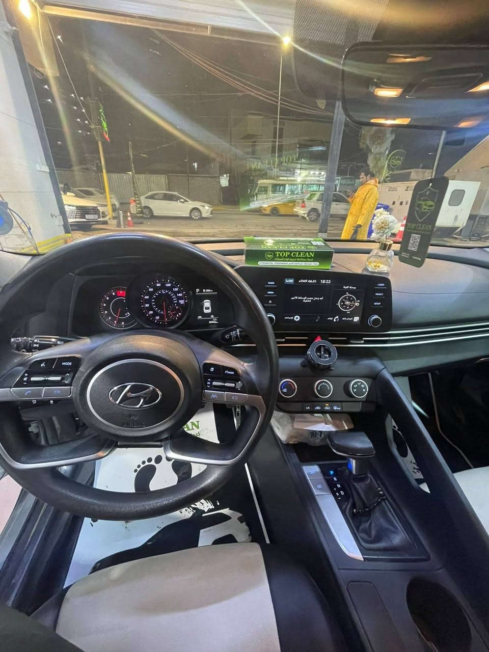 انترا 2021
مكينه 2000 دوش
سياره نظيفه كلش احله من الصور السعر 140 
الرقم ***********
والسونر بيه
