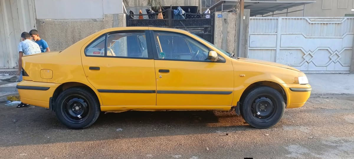 سلام عليكم
سمند مديل ١٢ رقم بغداد سعر 25
 مبدل جاملغ ايمن و جاملغ ايسر مصبوغ بيها طعجه بل بنيد 

مكاني بغداد بلديات 
***********
‏‪***********‬‏
