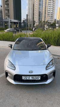 مراوس جارجر Rt او للبيع 193
تيوتا( gr 86  )سياره نضيفه كلش 
 حساس خلفي 
رادارين امامي
كشن جلد احمر مميز
سيارة دفع خلفي 
حجم المحرك 2500 تنفس طبيعي محرك بوكسر عرضي
وزن سياره 1500-1400
تسارع يموت 
سياره بجم كبس بدون ايرباك 
ماشيه 60 الف كيلو  
سعر193 او مراوس جارجر rt
 صور الحادث معه المنشور 
للتواصل واتس اب 
***********
