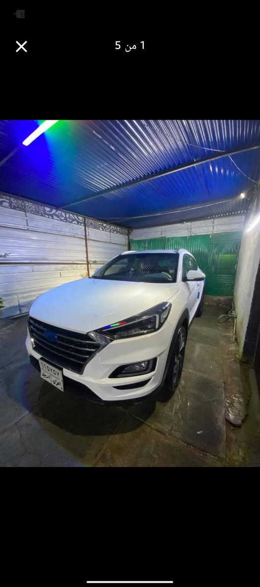 السلام عليكم للبيع توسان خليجي ٢٠٢٠ السياره مكفوله كفاله عامه ولسونار بلمنشور ماشيه٨٧ الف كم  السياره بصمه وخمس عدسات كشن كهرباء مري شفط وبعد بيه موصفات السعر ١٩٠ وبيه مجال بصيط للستفسار *********** بغداد الطالبيه
