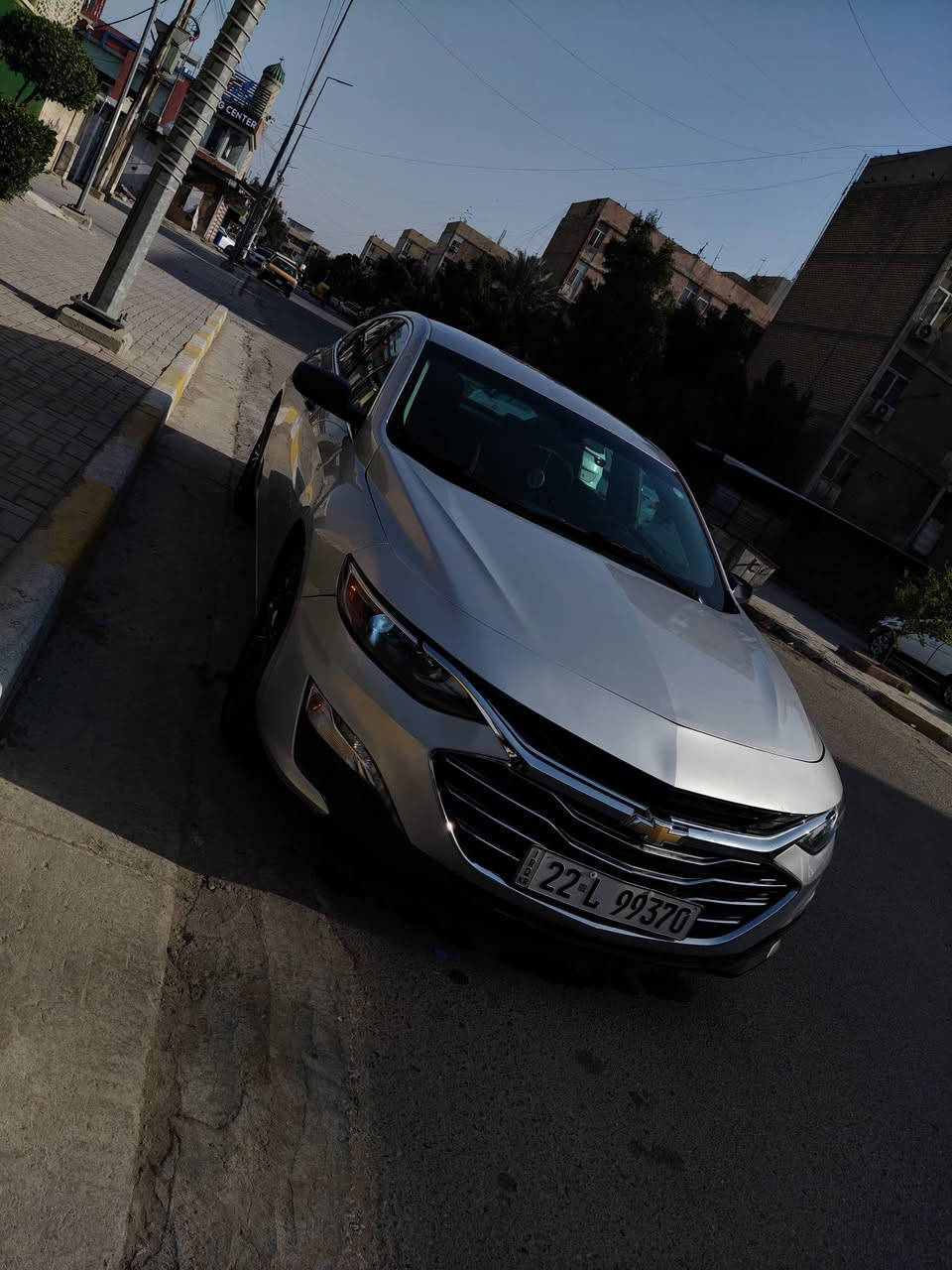 شوفرليت ماليبو 2022 LT
للمراوس فقط
السياره وارد امريكي
حادثه فقط بنيد من فوك مبدل ومصبوغ راديترات مراوح بلاديه شرط الفحص
وبيهه خشم الجاملغ على كد اربع اصابع بارد مال رجعة الايت ممبينه بالصور
واكو طخه صغيرة بالجاملغ الخلفي مال دراجه 
لا واكع صبغ ولا ابد وهم ممبينه بالصور
بدون شاصي بدون لغد ايرباك ستيرن فقط راجع سستم 
السياره مشي امريكا 44 ميل وحاليا 78 ميل
السياره رقم اربيل بأسمي  9/1/2025
رقمته على ايدي بأسمي وهاي صورهه وصور الحادث وصور السيارة اول مادخلت للعراق
مواصفات
بصمة تشغيل
بصمات ابواب
تشغيل عن بعد
اوتو ستوب
هاندبريك بصمه
شاشه كبيره
كامره دواره
كشن سايق كهرباء
بكلايتات لد بلادي
مري كهرباء
تدفئة كشنات
محرك 1500
السياره جاهزه مجهزه بدون اي نقص 
رقم شاصي
1G1ZD5ST6NF148019
السعر 135$
***********
***********
