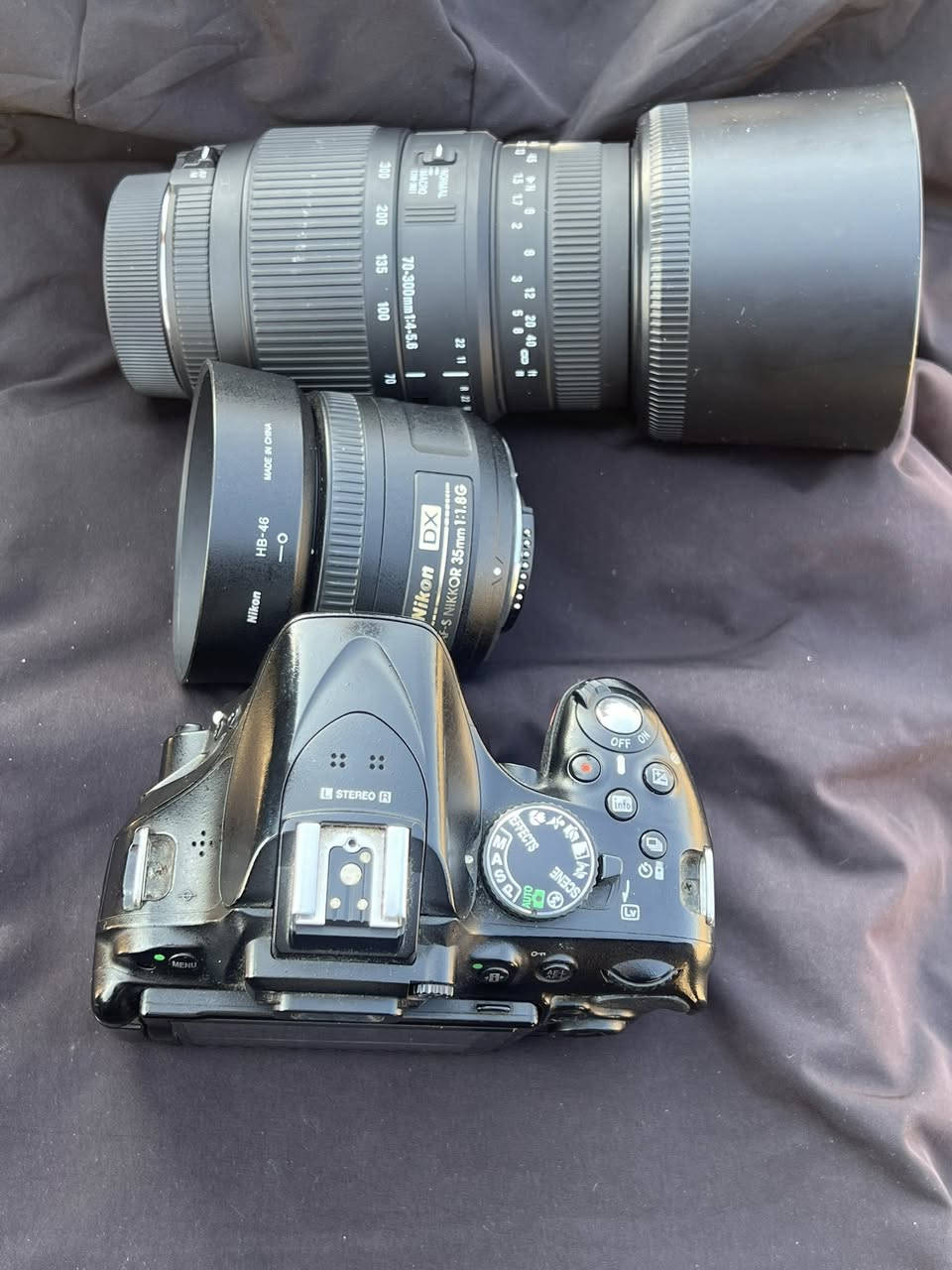 للبيع كاميرا نيكون D5200 بحالة ممتازة مع كامل ملحقاتها
العدسات
​عدسة Nikkor 35mm f/1.8: الأفضل للبورتريه العزل القوي والتصوير السينمائي
​عدسة Sigma 70-300 mm زووم قوي لتصوير السيارات الرياضة والطبيعة
​
الملحقات
​بطاريتين الأصلية + بطارية إضافية لون اسود 2750mAh تكفي لـ 1000 صورة وساعتين فيديو

​✅ هدايا مجانية
​حقيبة احترافية + ذاكرة ميموري 16GB

​قطعة (Adapter) لنقل الصور والفيديو مباشرة لهاتفك أو اللابتوب

​📍 المكان: نينوى/الموصل/الجانب الأيسر
وبوجود توصيل محافظات مجانا

للشراء تواصل على الرقم: ***********
