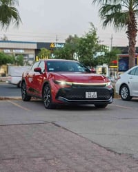 تويوتا  كراون 2024 مكينه هايبرد ٢٤٠٠   ماشيه 25 الف مايل دخول جديد رقم...