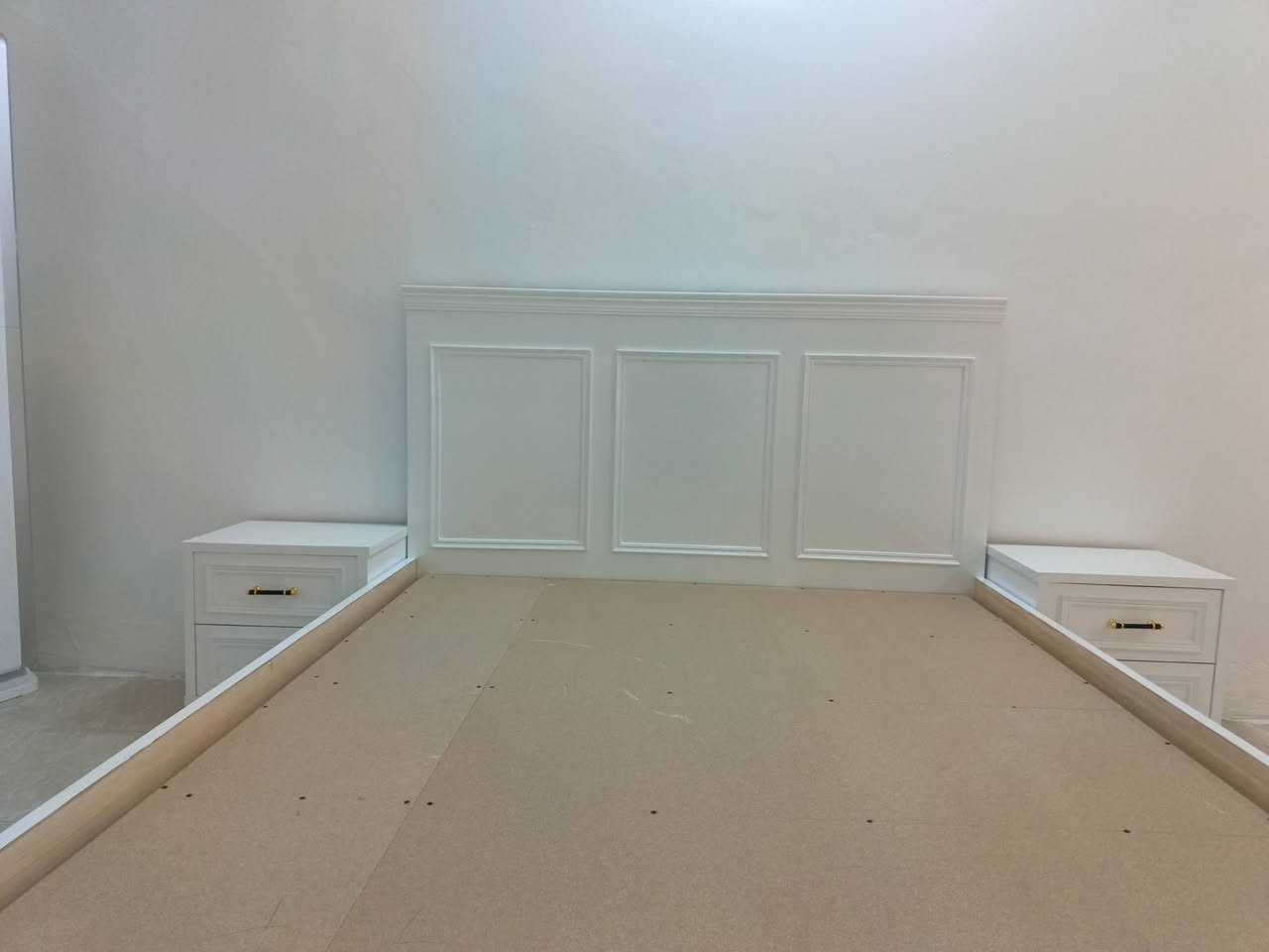 السلام عليكم احبائي عمل غرف نوم سته طابق واحد وأن شاء لله ينال اعجابكم بتفاصيل وديكور تركي وصبغ تركي النجارة أبو علي النجار واولاده وصباغة فارس قاسم العنوان الإسكندرية مقابل البريد للاتصال على الرقم الموجود ***********او مراسلة الصفحه اخوكم أبو رهف
