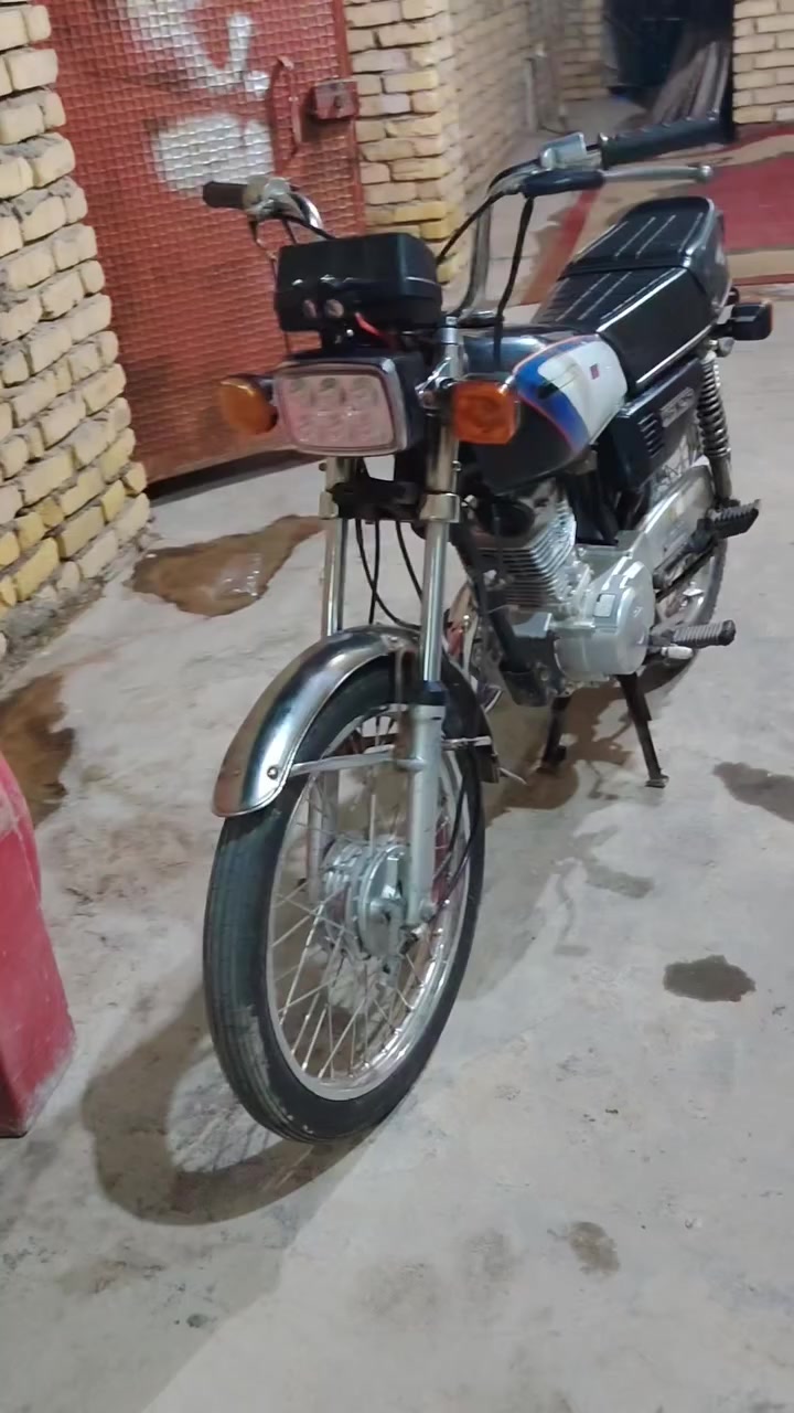 شباب دراجه نامه شلامجه الدراجه (اوراق اصولي) الدراجه مكينه مكفوله تجي وشوف هل شوف عينك البكان قضاء الميمونه السعر خاص المو شراي لاتعبني


**إذا كنت صاحب هذا الإعلان وتريد حذفه لأي سبب، رجاءا أرسل رسالة إلى الدعم الفني**