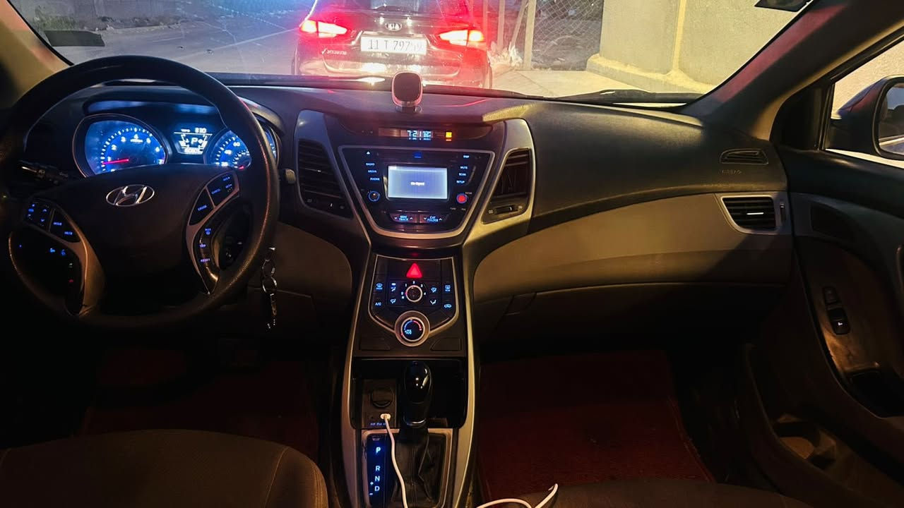 النترا مديل ٢٠١٥
وارد أمريكي

محرك ١٨٠٠

بيهه أربع قطع صبغ أبيعك احزام 

كير جديد محرك نضيف تفحص ياله تخم تايرات تبديل صدر جديد السعر ٩٥بيها مجال قليل ممتواجد ع الفيس

***********

صدر جديد 

تخم تاير
