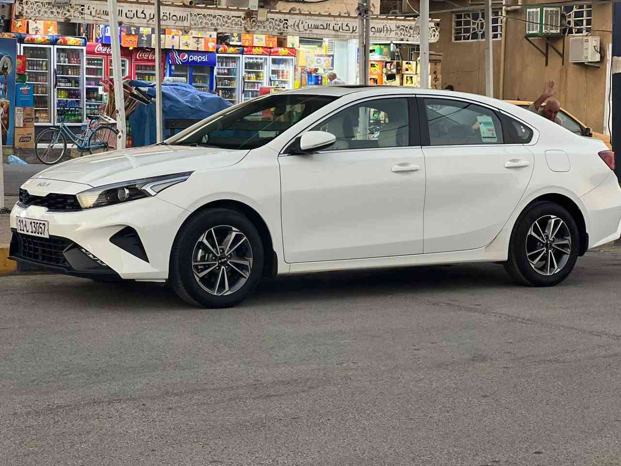 السلام عليكم
سيراتو ٢٠٢٤ فول مواصفات ماشية ٤٣ مكفولة رقم بغداد بأسمي عنوان الكوت ***********
