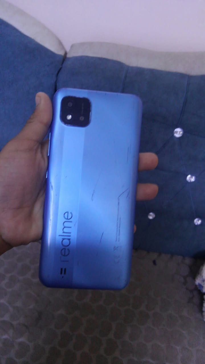 السلام عليكم ريدمي 11 ذاكره 32شغال كل شي ما بيه
بفطر باللمس 
مكان موصل حي القاهره  شعر 30 مجال تعال خاص 
راسلني رقمي ***********
