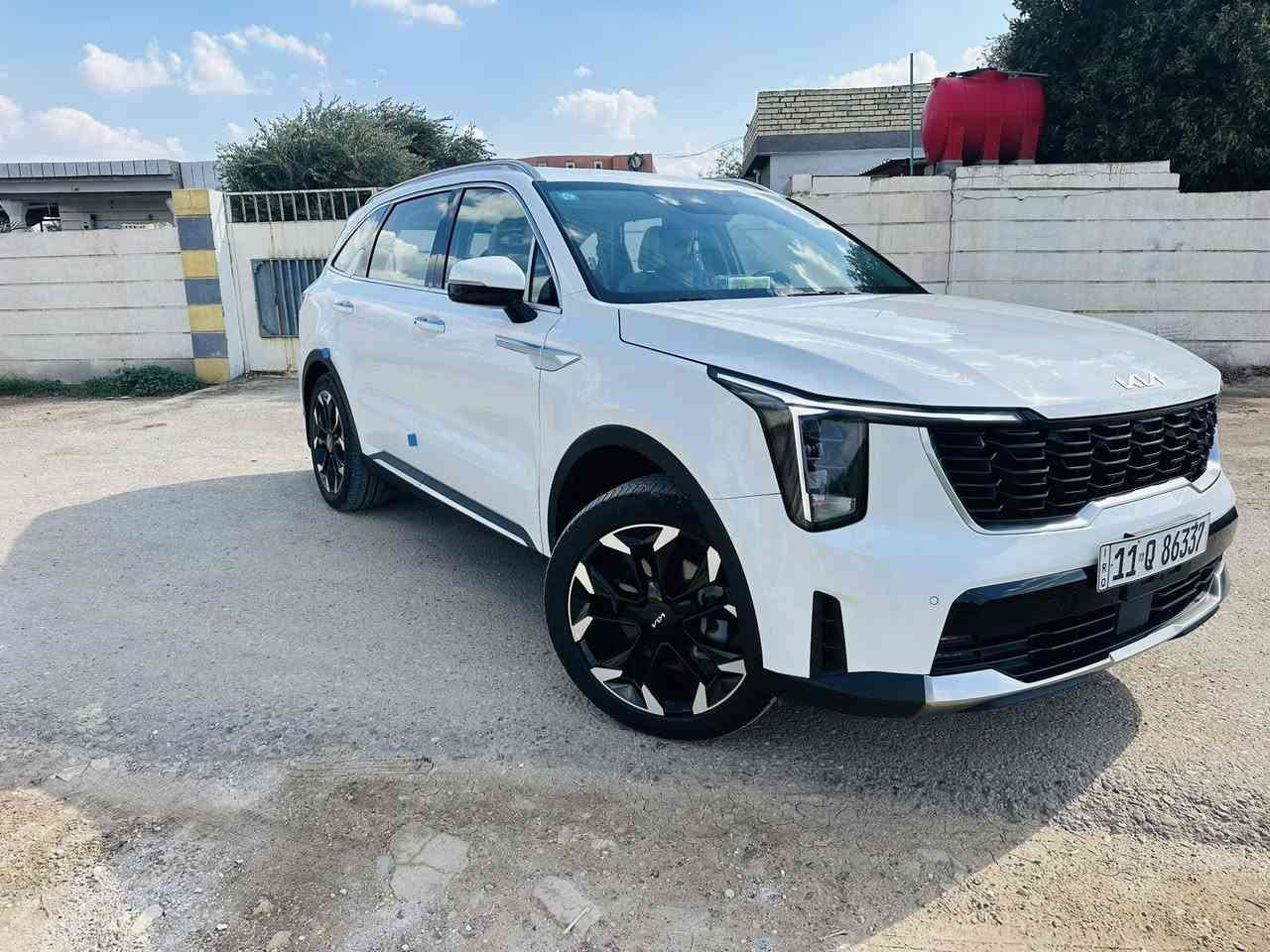 سورنتو موديل 2025 كفاله عامه من كلشي على وضع الزيرو ماشيه 8  رقم بغداد تحويل مباشر فول عدى البنراما مكاني بغداد السعر 320 الاستفسار ***********
