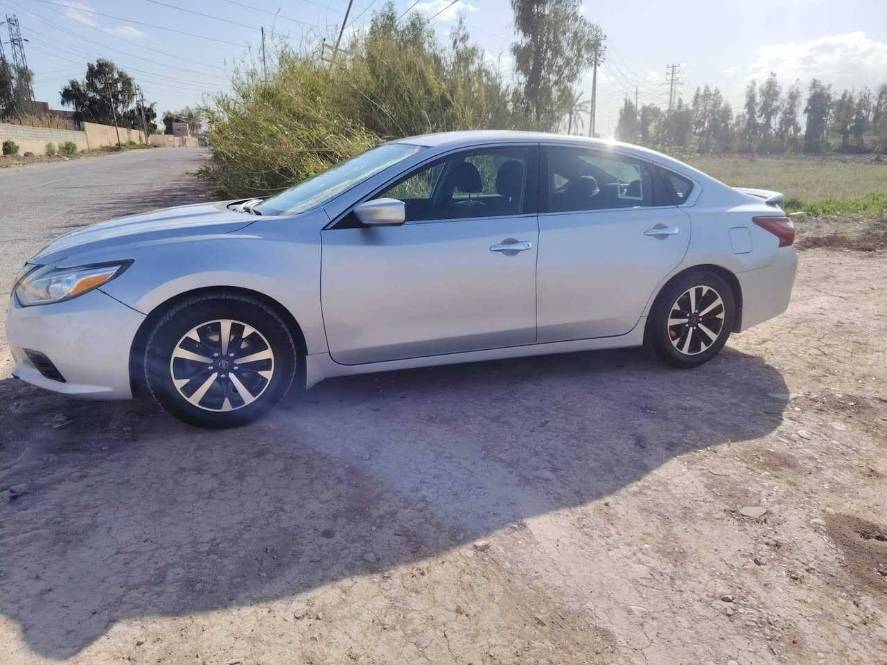 السلام عليكم اخوتي 
للبيع نيسان ألتيما 2018
محرك 2500 اربعة سلندر 
كير محرك مكفول سيارة جاهزة 
رقم شمالي وتفاصيل الضربة ورقم الشاصي موجود بالصور 
اخوان اني مكلف بالنشر هذا رقم صاحب السيارة ***********
