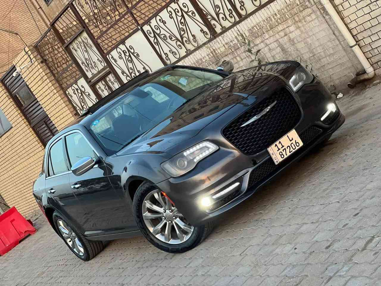 سلام عليكم اوباما لمتدد  ٢٠١٩ وارد امريكي حادثها فقط جاملغ امامي فقط بله دواخل بله ايرباك سياره جديده بمعنى الكله احله من صور كل نقص مابيها سياره جديده
مكينه وكير وتبريد وحداديه كفاله 
فول مواصفات لمتدد
بانوراما + بصمه + بصمة ابواب + ستيرن كهرباء + كشن خزن ممري + داخل جلد اسود +حساس خلفي + كشنات لاماميه حار بارد + كشنات لاماميه كهرباء + ستيرن تدفئه + سماعات البيني + قطعتين بريد + كشنات الخلفيه تدفئه + لد امامي خلفي +كير موس + فول تحكمات
سياره فور ويل 
ماشيه ٨٧ ميل 
مكينه ٣٦٠٠ / سته سلندر 
بيع سريع
مكان السياره الكراده 
للستفسار   *********** بغداد, العراق
