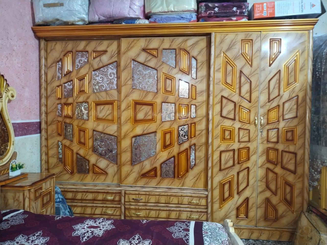 غرفه نوم مستعملة السعر مليون بيهه مجال غرفه نظيفه *********** عنوان واسط قضاء الصويره
