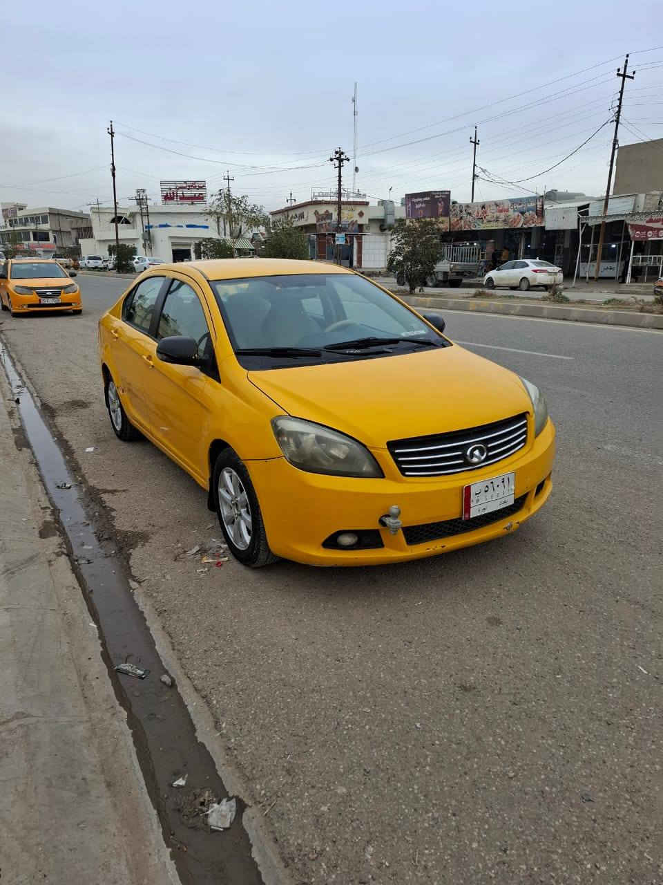 كریت وایل مودیل 2012 رقم بغداد مشروع وطنيه سعر 50ورقه دفتر بنزین موجود بدون ضربه رقم موبایل 
***********
