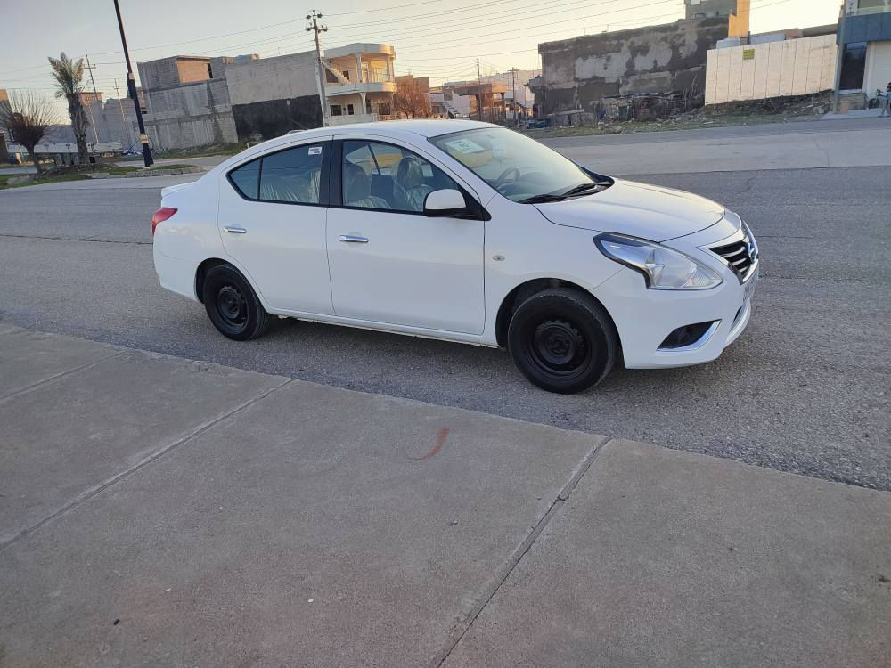 ***********    &&&&    ***********
NISAN SANNY    (2020)
 نیسان لاکشمی بای 2020  تۆماتیک
دەسک ستیل و دەبڵ گێچ و بلاجکتۆرە
هەزەوسەنەوی تازەیە تا 2031 بەناو خۆمانەوەیە
تەنها (90)هەزاری حقیقی ڕۆشتووە
بێ بۆیاخ و بێ چاڵ و بێ شوخته
گێڕو مەکینەی نەکراوەتەوە و بەشەرتی دەفیتەر  
شاشە ئایپادو  کامێرایە
چوارتایە و ویلی لۆک لۆکی لەژێردای 
سەیارەکە نموونەیە و  چرکەی تێدا نی یە
سعر/107$ مجالی تێدایە    شوێن/شارەزوور-زەڕایەن
ژ.م/***********       &&&    *********** السليمانية, العراق
