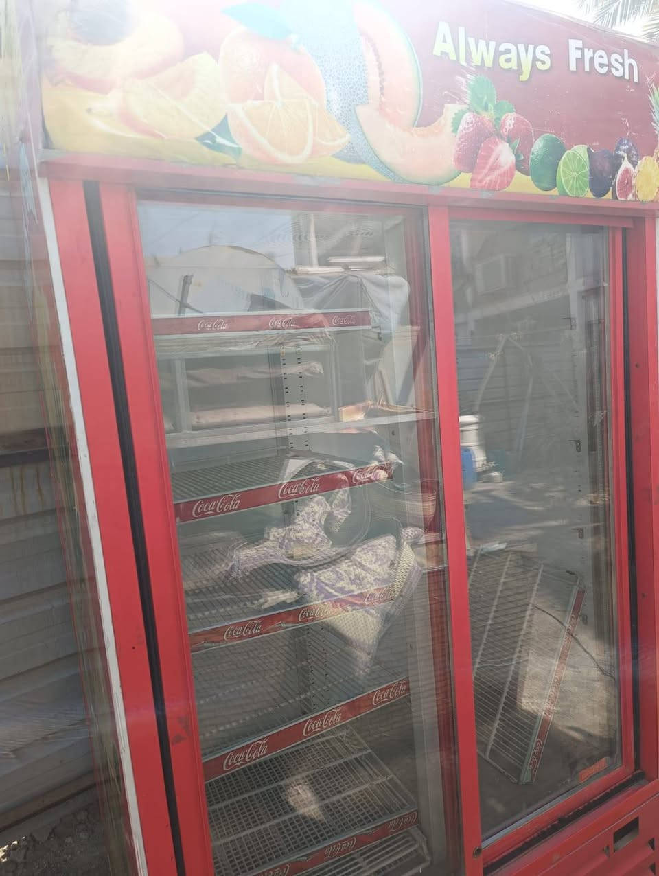 سلام عليكم براد البيع سعر 550 بي مجال *********** بي وتساب  عدي مجمده مال مرطبات وعدي شوايه مال تجاج بس بدون جام بس كمبه تجهيزات عدي طباح ستيل جديد تفريذ محل
