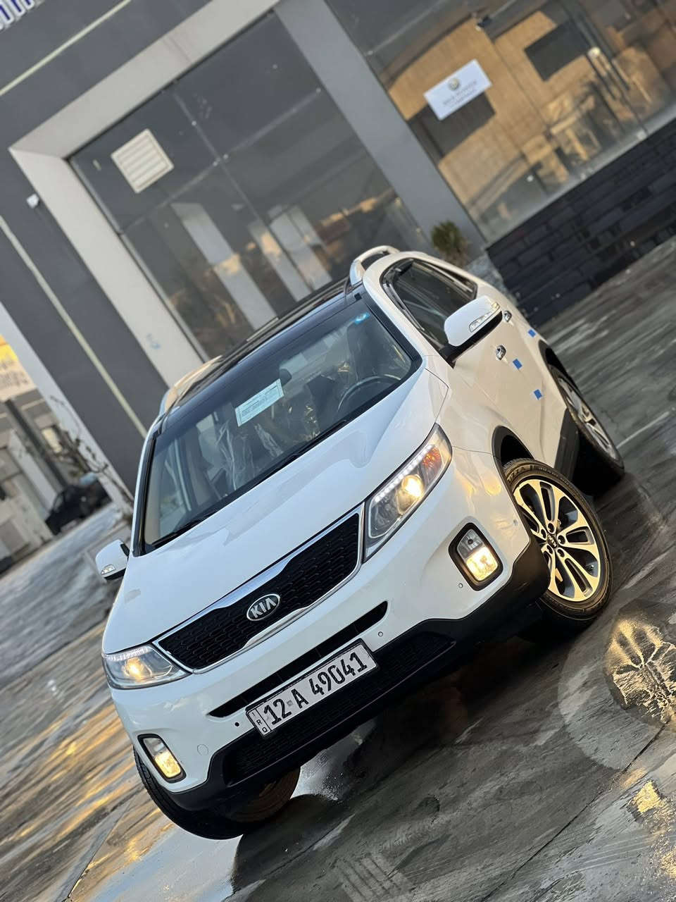 سورنتو موديل14 فول موصفات 1/1 محرك ستة مامفتوح لا صرف لا نفخ ضرر السيارة موضح بسونار رقم هزة كلو جديد رقم الهاتف ***********
