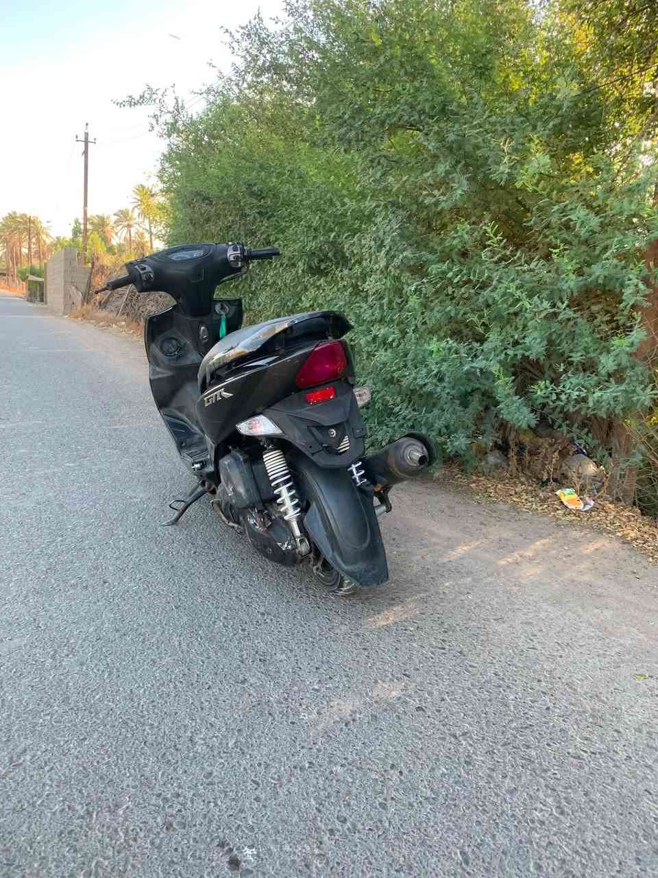 السلام عليكم GTR  الدراجه نصبه حلوه  لانضوح لاتبخير بيه صالنصه صجميه اصليه نكره سلف بكل وقـت   دراجه ترايك وين متريد سعر 650 مجال حك جيتك جدا بسيط الموشراي لا يتعبني بغداد رئاسة لعبيدي ***********
