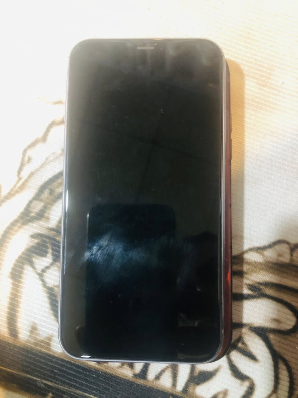 للبيع ايفون 11 عادي فقط بطاريه مبدل من شريكه بطاريه 83 ذكره 128 بقي كله شغال
رقمي ***********
