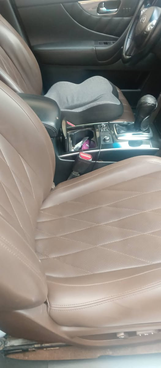 السلام عليكم للبيع نيسان انفنتي موديل ١٠ السيارة فول مواصفات مكينه كير تبريد صدر تخم  تاير خير من الله بيه صبغ ربع جاملغ وربع من البنيد بدون دواخل ولا كل شي هزه وسنويه جدد باسمي السعر ١٢٠ وبي مجال للاتصال ‏‪***********‬‏ مكان السيارة بغداد
