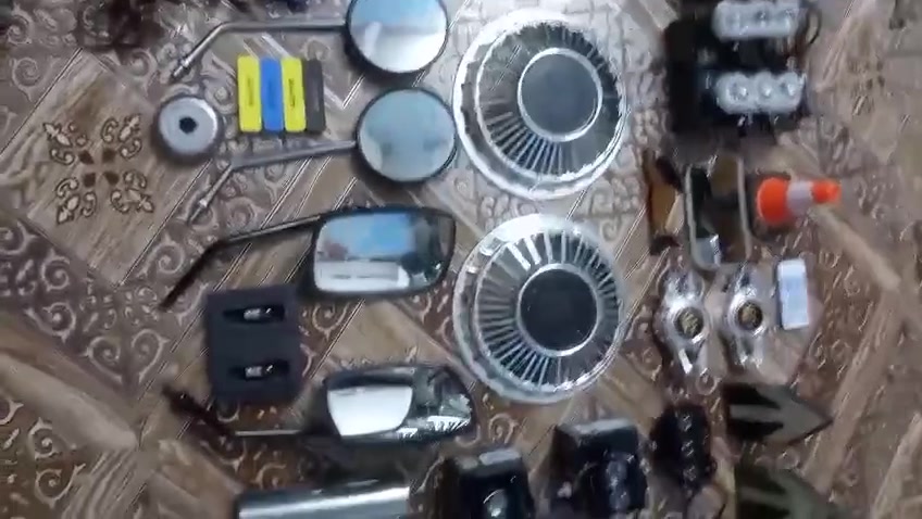 سلام عليكم غراض تكتك للبيع سعر خاص هاذه رقمي ***********واتساب و شريحه عدي بعد سبير مسجل و و سله وره بلوتوث
