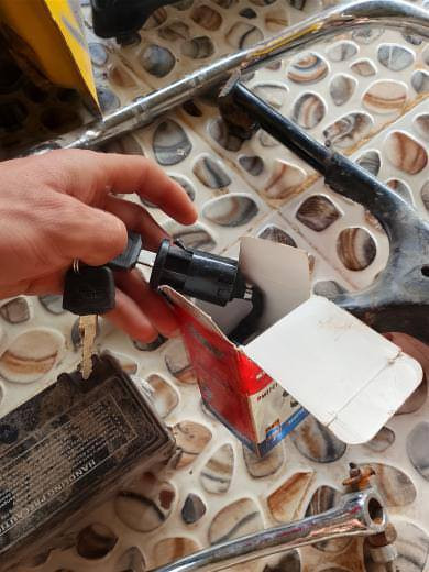 سلام عليكم غراض للبيع
قيم وبالخدمه مكاني شارع نفط


**إذا كنت صاحب هذا الإعلان وتريد حذفه لأي سبب، رجاءا أرسل رسالة إلى الدعم الفني**