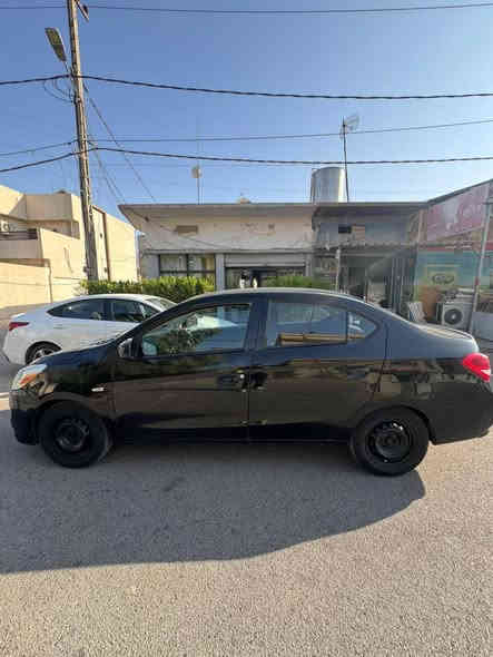 مستربوشي ميراج ياباني ثلاثه بستم موديل ٢٠١٧ سنوية منتهي ٧ أشهر بي ضربه طرف سكن بدون دواخل سيارة شرط كير والمحرك
٤ طاير جديد باتري جديد نظافة سيارة 90٪ جاهز مال جناي سعر ٨٣ وبي مجال للأستفسار رقم موبايل ***********
