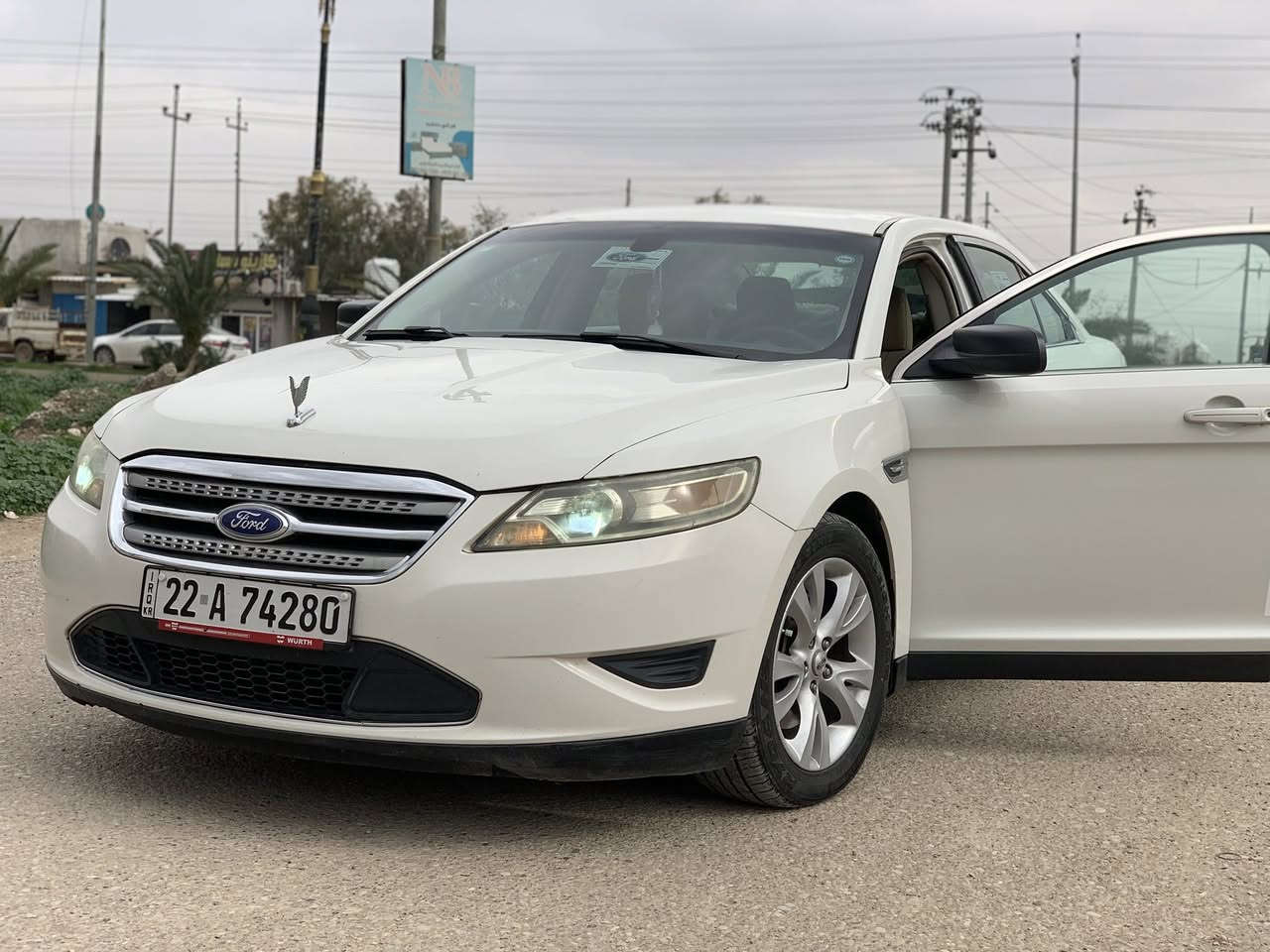 السَلٱمٌ عـَلـْيگمّ
للاتصال ***********

فورد تورس 2012خليجي

شريكه نيفا

محرك 6 سلندر  

حجم محرك 3500

كشنات امامي كهربايي 

دواخل سياره جديده

لايتات زنون 

 تبري تدفئة شغال

كير محرك جديد شرط

صدر امامي خلفي جديد

تخم تايرات جديد

‏كهربائيات—كله شغال -

شرط سياره جاهزه 

تحويل مباشر

سياره مابي نواقص بدون مصرف 

رقم أربيل

شرط تحويل او غرامه 

تحويل مباشر 

عنوان ديالي خانقين
