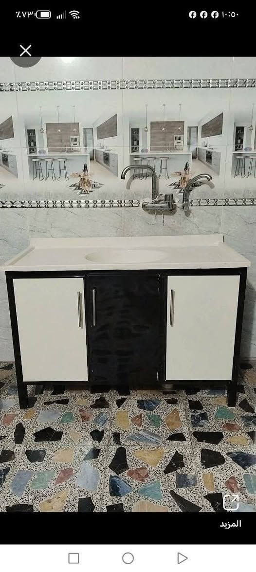 ***********
من بيت الزبون الف عافية
ثلاث قطع كاونتر وملحق مترين وسنك مرمر متر و20 سعر 290
