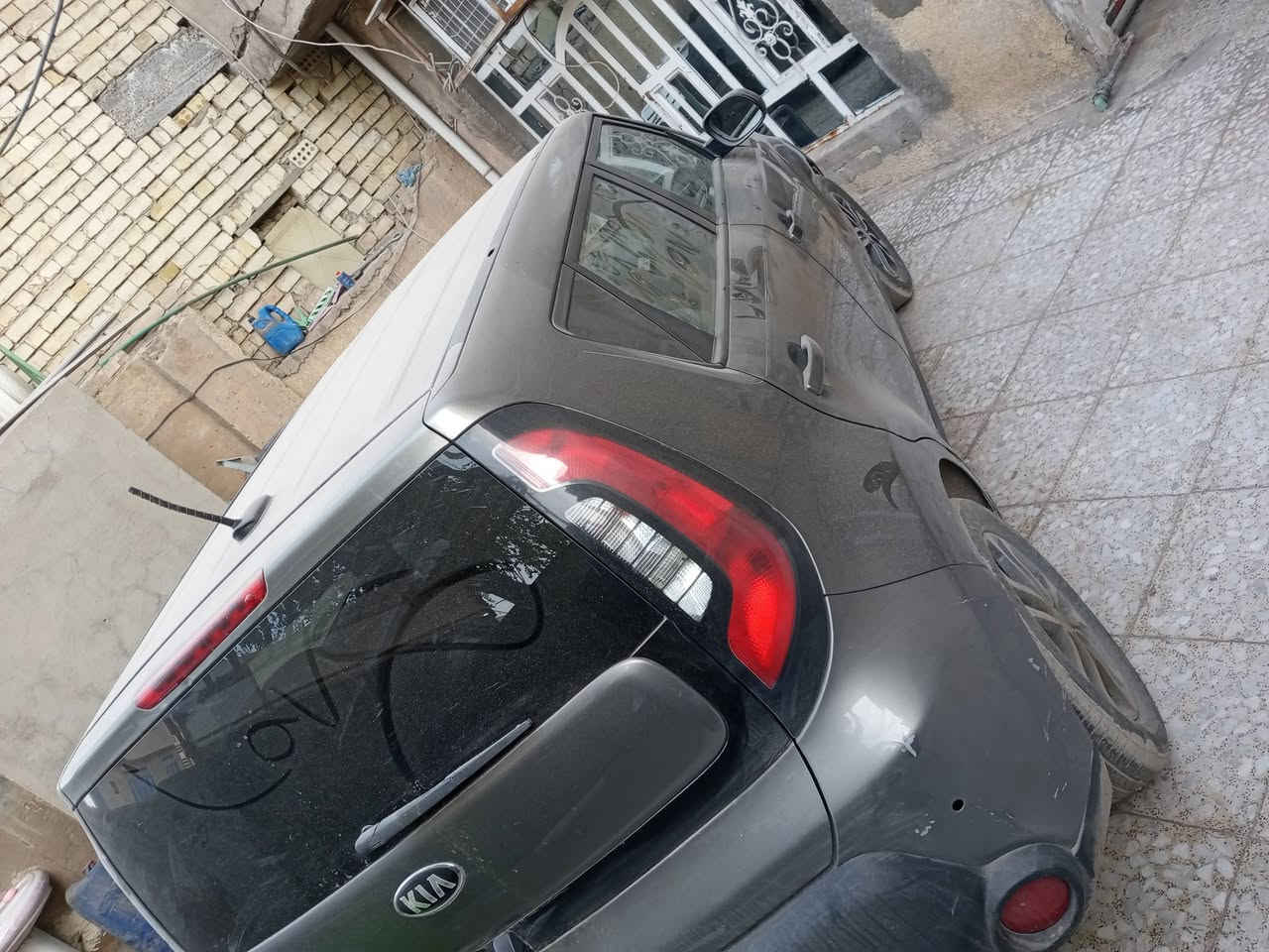 كيا صول 2016 وارد امريكي حادثها بنيد وجاملغ مصبوغ بجمها للجماليه جراد قليل بل قماره  مكينه 1600  سياره جاهزه مكينه گير تبريد  تخم تاير السياره بسمي  السعر 100 بيها مجال بسيط للاستفسار الاتصال *********** العنوان بغداد
