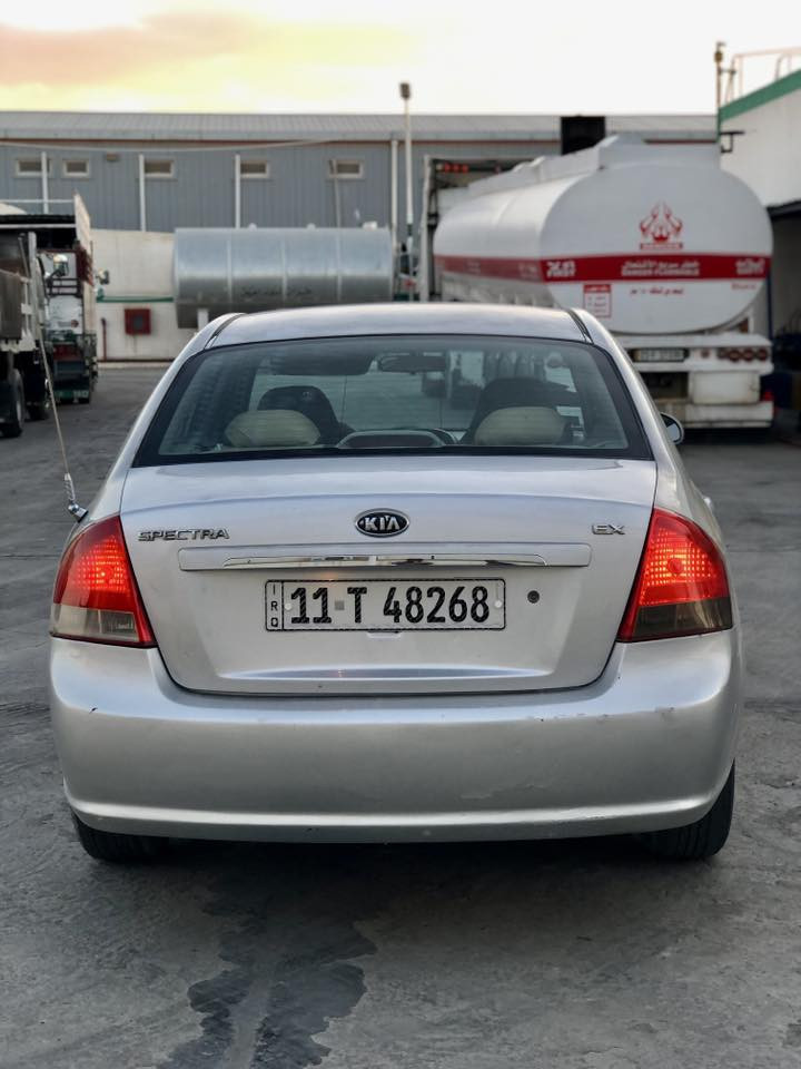 سبكترا 2009 جادث امريكا جاملغ خلفي بدون اي دواخل وبيها صبغ حزام أثر جراد مكفوله من الكلبه والجفيه فقط جماليه الصبغ كير محرك بالكارتون تخم تاير وحداديه خير من الله رقم بغداد سنويه وهزه ما ساقطه سعرها ٨٥ وبيها مجال مكان السياره كربلاء ***********
