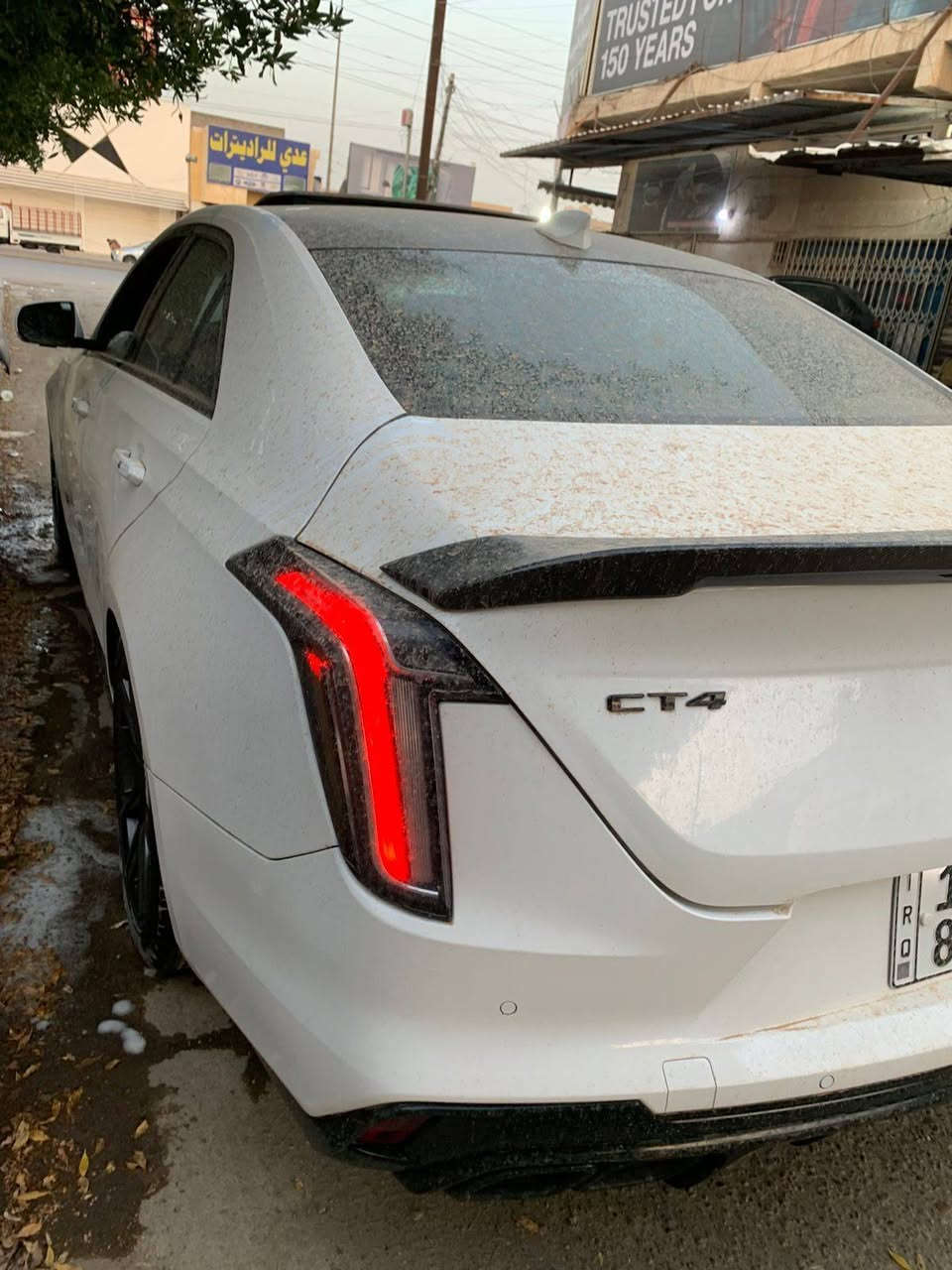 كاديلاك ct4 فائه الV
مكينه اربعه سلندر 2700 
صوت رياضي بلادي فصله بلاديه. 
حادث من امريكا ربع جاملاغ ودعاميه خلفيه وقبق جنطه مبدل بلادي السياره بعده بحاله الوكاله ماشيه 62000ميل 
سعره 22500$
مكاني بغداد نفق الشرطه *********** بغداد, العراق
