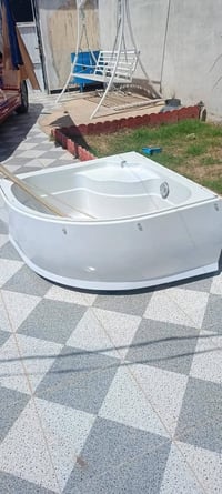 حمام للبيع السعر 150الف استفسار واتساب 07759506111