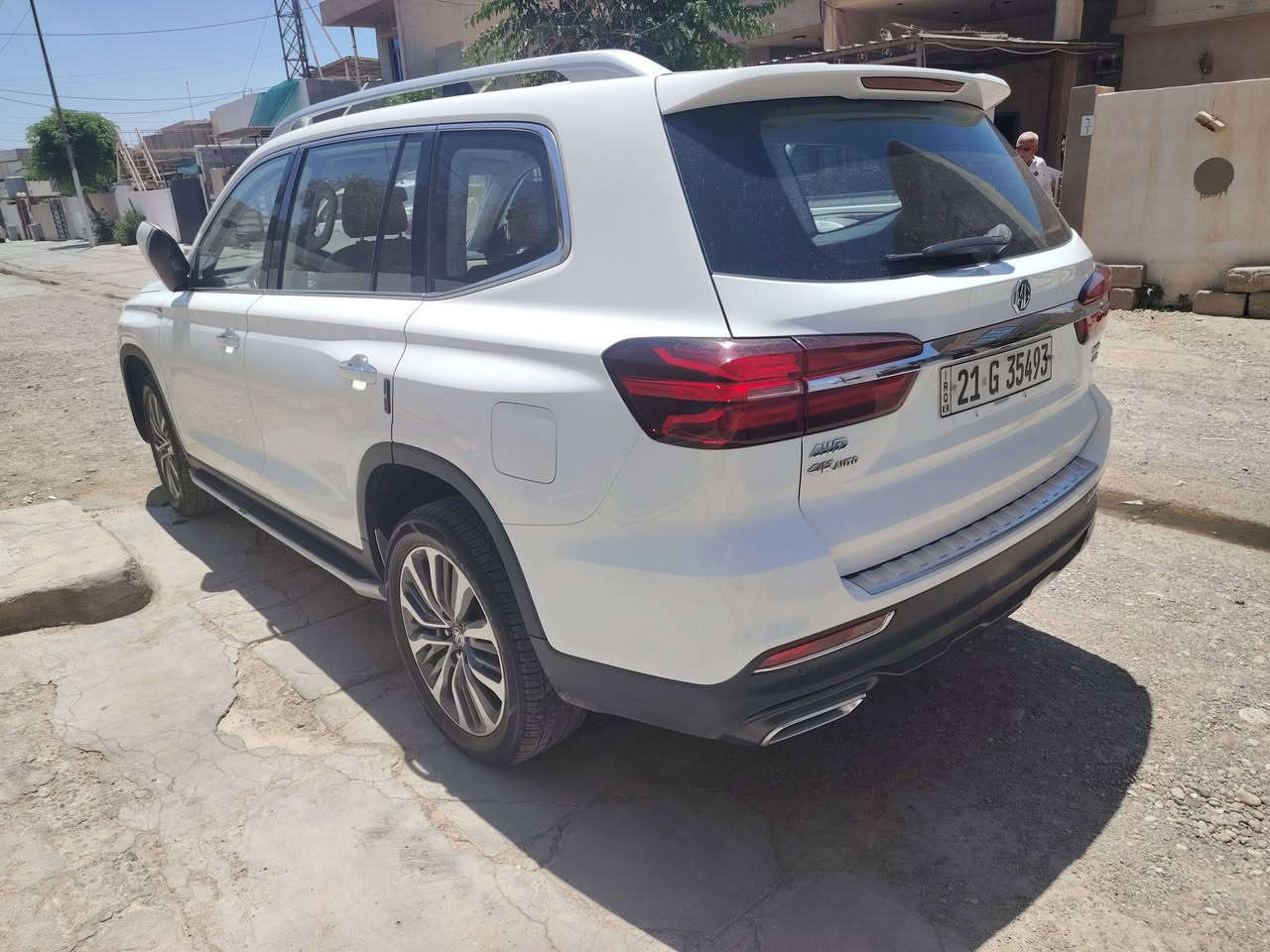 MG RX 8 2022 
فوول مواسەفات 
کوشین جلد
پانۆراما
کوشن هیتەر ئاوێنە شەفەت بەسمە 
مەکینە ٢٠ تۆڕبۆ مەکینە گەورە
قەپات مواسەفات
سەیارەکە یەک جێ تەعدیلی هەیە 
٣ ڕیز کوشن 
سەیارەکە سفری شەریکەیە
چه ند جيك كارتي هه ية
وكه ميك عه تري بيشه وي شكاوه
باقی هەموو شت بەشەرت بێ ژۆری بێ ئێرباگ نوقتە بەشەرت
گێڕ مەکینە بەشەرت
سعري 185 
 وەرەقە مەجەلەکی کەمی تێدایە
***********
***********
