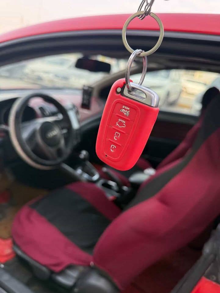 مشتاقين الغوالي
سيراتو كوبي تك باب خليجي ١٦٠٠ 
بنيد مبدل وجاملغ بدون دواخل سياره جديده
ع ايد وحده .. (مال بنيه)  سعر ٨٩ وبيهه مجال للحلوين 
تواصل خاص او واتساب***********  حسن فورتي 
مكان الحله  ....... ماعجبتك خلي لايك وكلمه طيبه$
