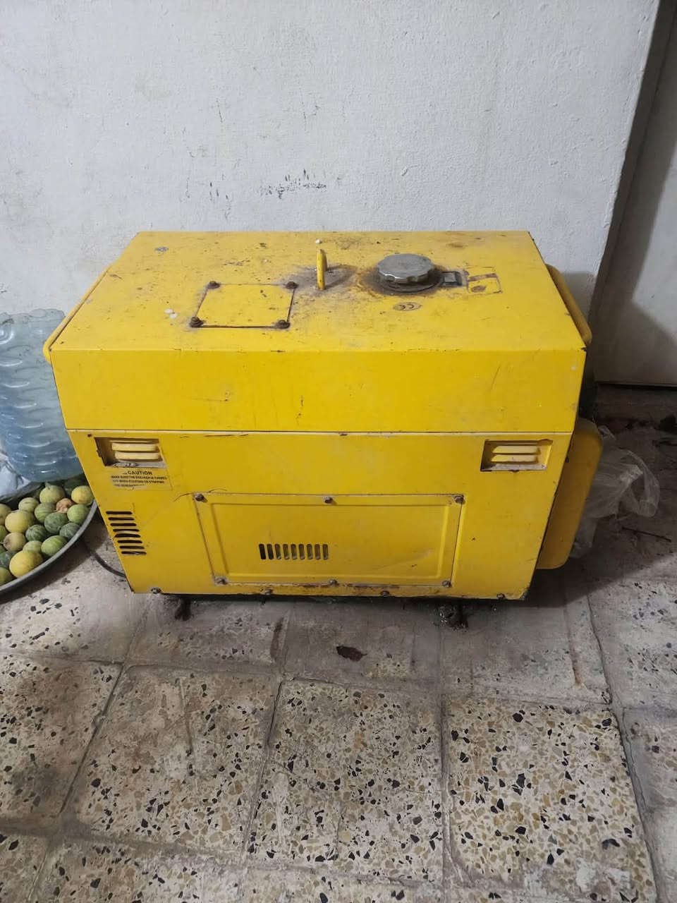 سلام عليكم
مولده بسعر مناسب جداً شغاله مابيها شي بس متروكه صار فتره وما مستعلمه هوايه ابيعها بسعر كلش مناسب شراي اتصل وتدلل  ***********مكاني كركوك
