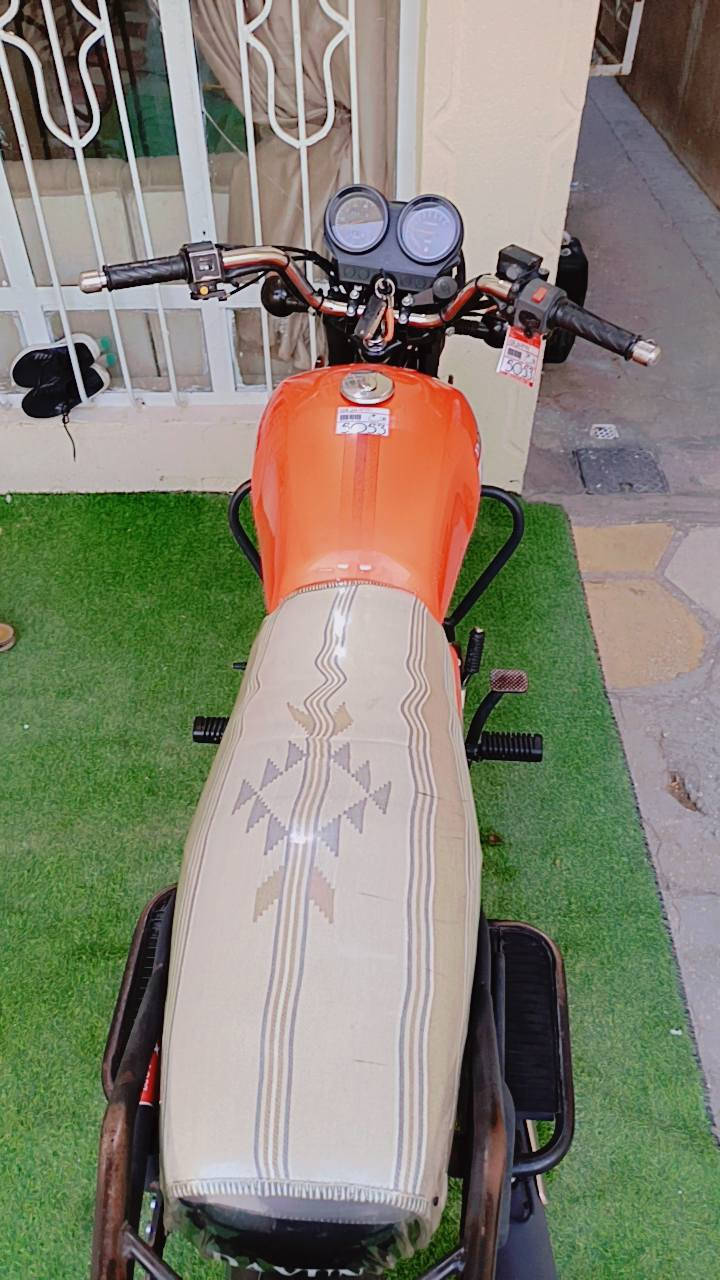 السلام عليكم دراجة لبيع دأيوان نفخ الموديل 2020 نظيفه كل نقص مابيه السعر  والاستفسار ع الرقم ‏‪***********‬‏
