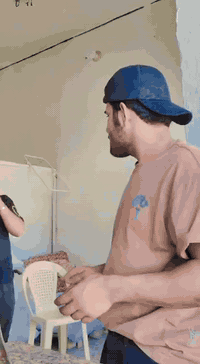 متاح مخبز للايجار أو للبيع لعدم التفرق في مدينه الصدر شارع الدسيم رئيسي حاليان يشتغل خبز ٢كيس ٥ ب الف مع ١٥٠خبز شعير٤ب الف  للاستفسار لاتصال بالرقم ***********
