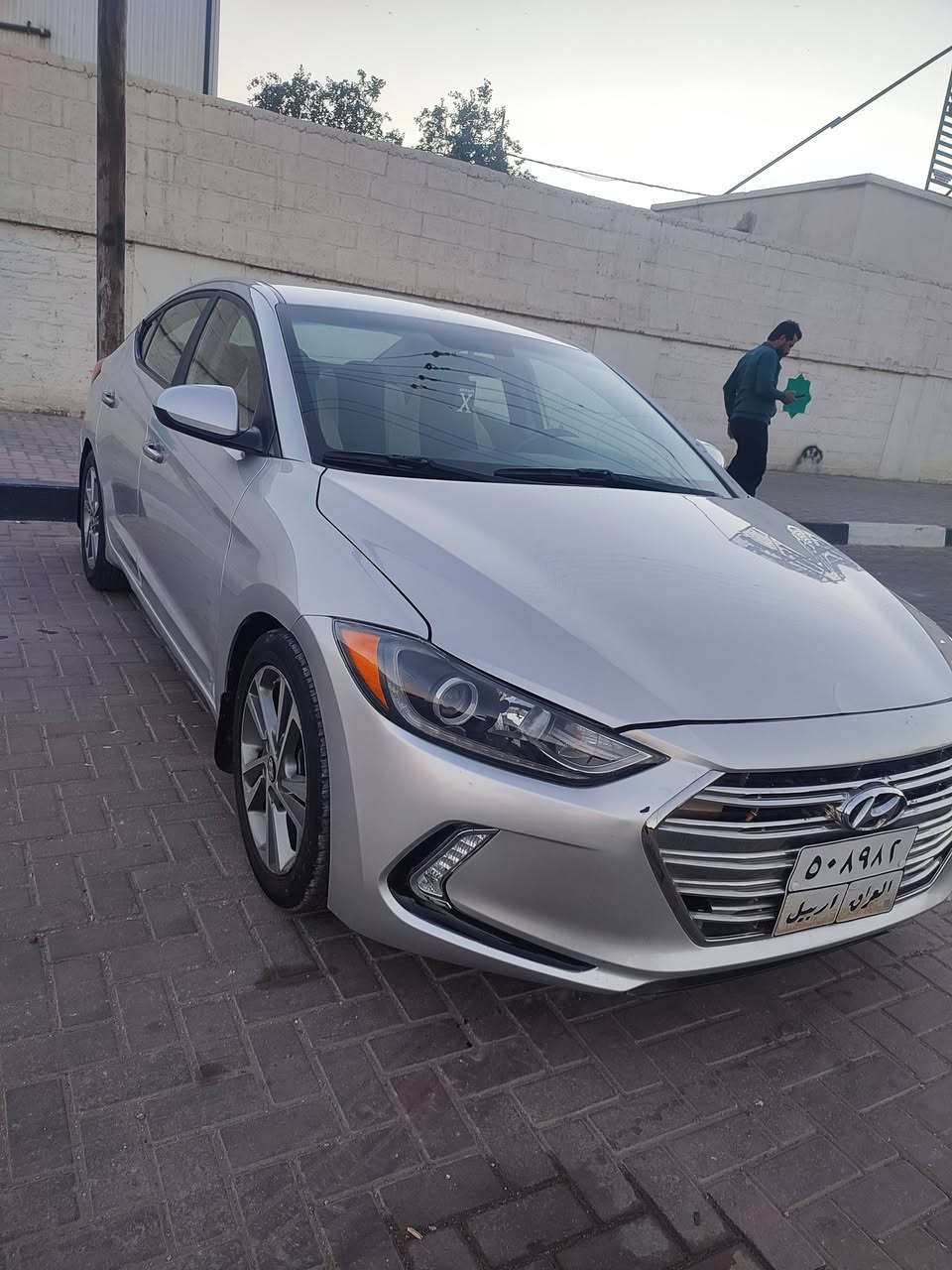 سلام عليكم النترا موديل 17 أمريكية
أربيل تحويل وكالة اني حاضر
حادث امريكا جاملغ وبنيد
وبالعراق العظيم قطعتين ونص صبغ اثر طخات بسيطه بدون دواخل
كير مكينه حداديه تبريد تتفئة تخم تاير مكفولات شرط الفحص
ملاحظه المكينة بيها خيط بخار بسيط جدا.
سعرها 103. جوه السوك
مكانها كربلاء استفسار
***********. ***********
