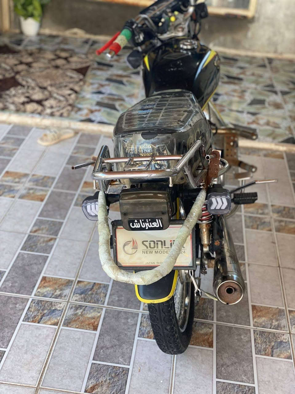 تايكر موديل 24 دراجه نضيفه وجديده بس الشاشه مضروبه 
اوراق أصولي لا تبخير ولا تنقيص 
السعر 600 وبيها مجال 
مكاني خان بني سعد
***********
