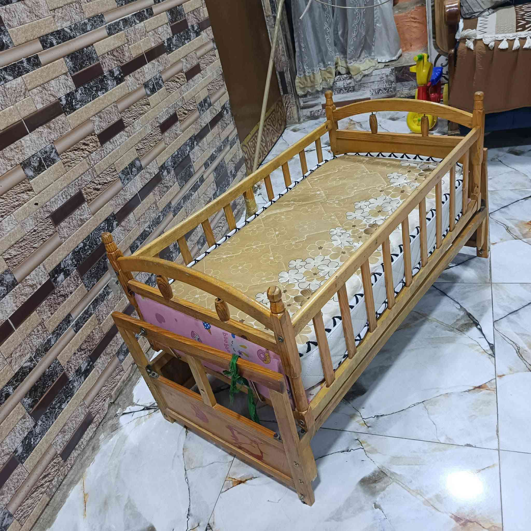 للبيع الحريه ثانيه شارع المدارس البايسكل حجم ١٢للبيع بسعر ٢٠زنجيل عوزه تبديل الحجله جديده ب١٠الكاروك ١٥ عربانه  ب١٠تواصل مع صاحب الرقم اني مكلف بالنشر ***********
