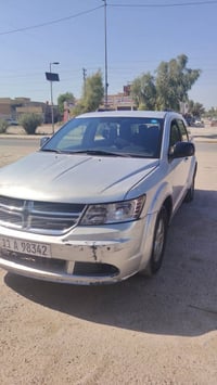 دود جورني موديل 11 سبعه راكب بيها ثلاث قطع صبغ بدون دواخل السعر 88 بيه...