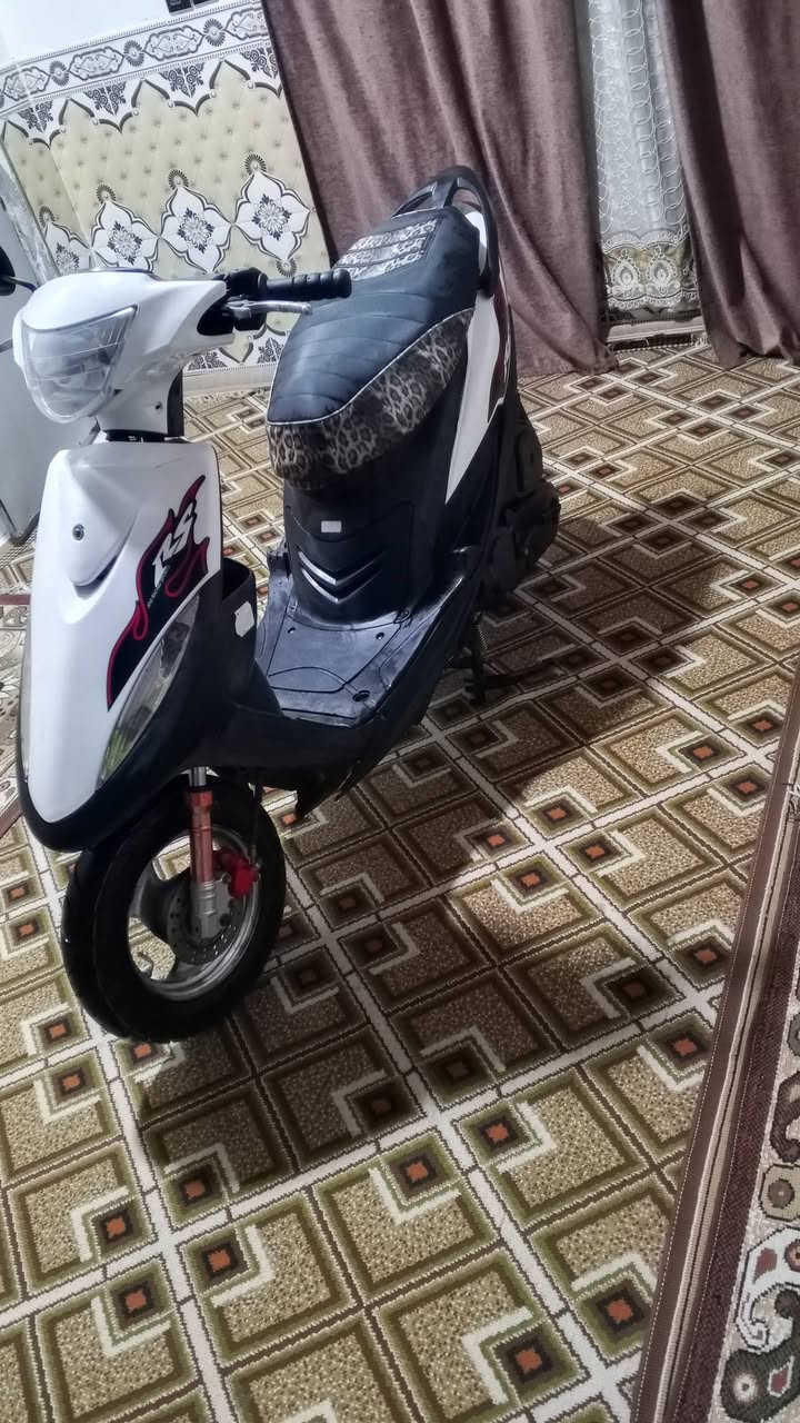 السلام عليكم ماكس عدله بوشه 55 كلجات wf شغاله سلف هندر دارجه كامله السعر 450 وبيه مجال بسيط 
مكاني ناصريه الاسكان الصناعي ***********
