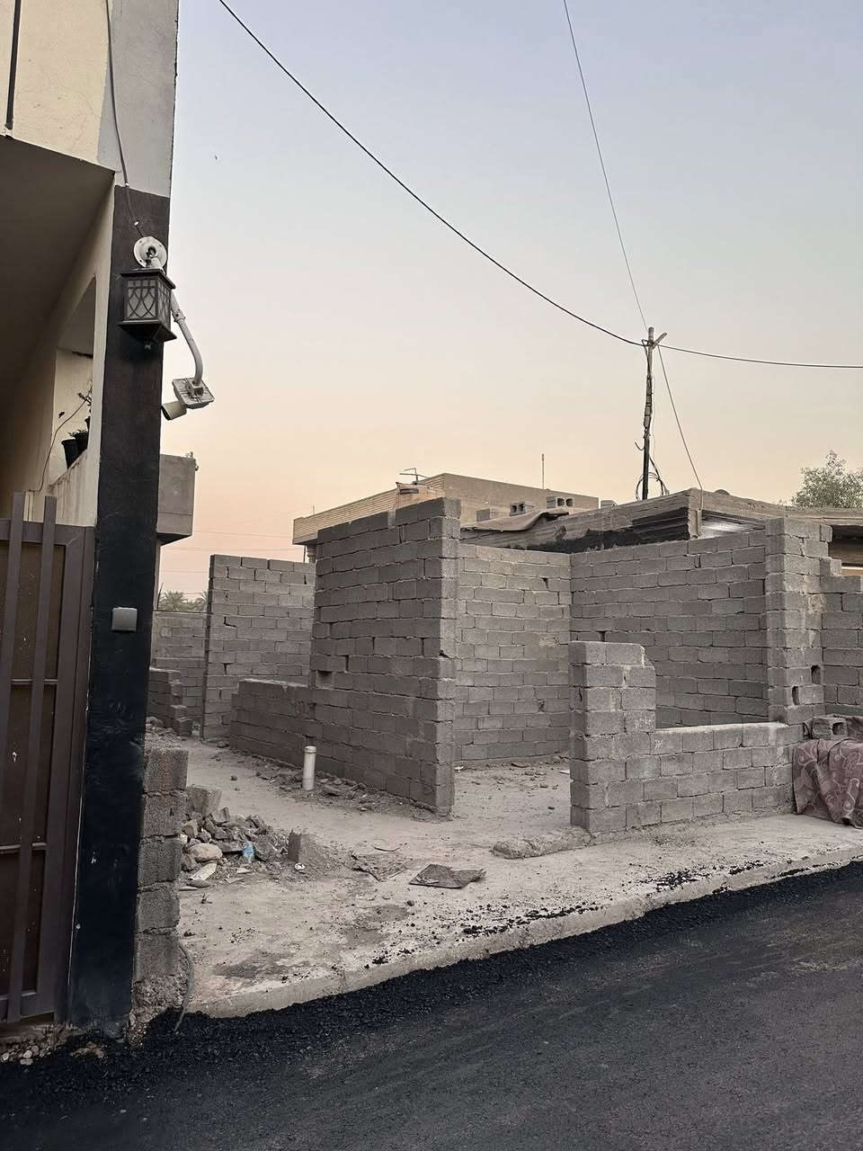 هيكل للبيع بأسم والدي مباشر
سند ٢٥ اصولي من كافه النواحي وخدمات كامله
امان وهدوء مساحه ١٠٠ متر وجه ٧ صب رفت
للاستفسار ***********
