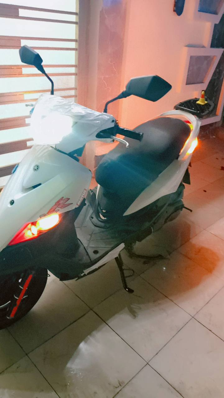 سلام عليكم دراجة ماكس ثعلب للبيع دراجه أصولية وبيهة اوراق كاملة +بيهة منفيس مكينة بلادي ما ملعوب بيهة دراجة قبل 3اشهر نازلة من الرمبة بيهة ملاحظات بصيطة بل كفارات جميع كهربائيات شغالة دراجة نكرة سلف مكاني بغداد جديدة للتواصل وبيهة مجال600 ‏ السعر ‪***********‬‏
