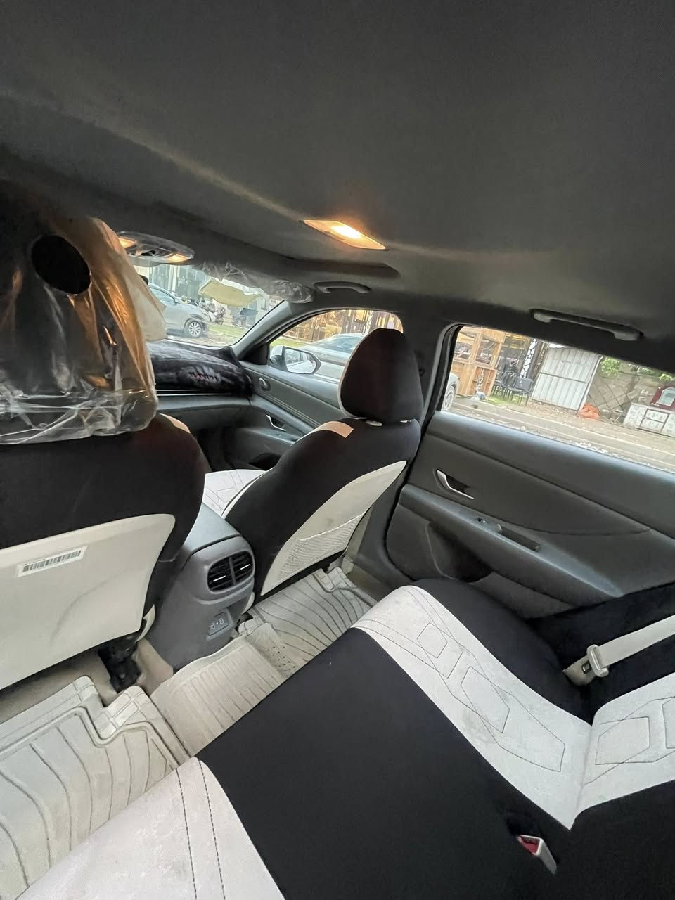 للبيع النتره 2024 فول موصفات محرك 2000 مكفوله كفاله عامه  ماشيه 37 الف حقيقي مكانه بغداد البياع الاستفسار *********** /.  سعر 180
