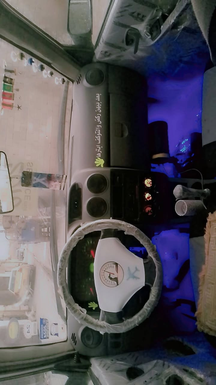 السلام عليكم سايبه للبيع موديل 14 تحم تاير جديد حداديه جديدة كير ومحرك برايد المكينة بيهة حيق بحار توة بادي سيارة خير من الله تحويل 2 يوم المكان سماوة ***********
