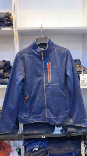 كسر بالة سوبر كريمة غير مستخدم 
قياسات داخل صورة 
العنوان حرية اولى شارع مختار 
كرار الخليجي 

حجز واتساب***********
