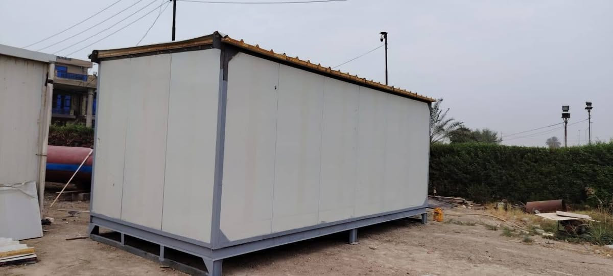 سلام عليكم
كرفان للبيع 6×3
السعر 1500 وبي مجال 
العنوان بغداد 
***********
