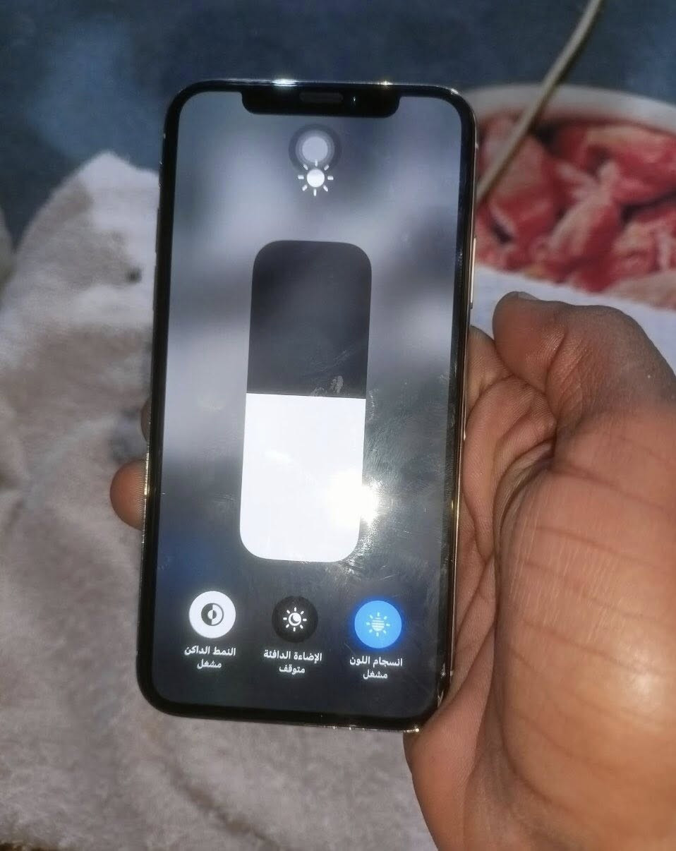 السلام عليكم ايفون اكس عادي ذاكرة 256 مبدل فقط بطارية بطارية 100السعر 160 وبي مجال العنوان كربلاء الحولي 100 محتاج فلوس ومستعجل والله الرقم الاستفسار *********** وبي واتساب
