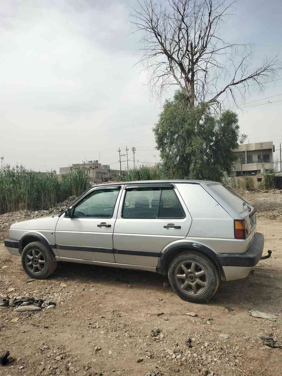 السلام عليكم كولف للبيع 91
الرقم اخضر محرك بيها اثر صرف 
وبيها بالدوسات اشويه اخياس 
وصحبها الشرعي باليمن اتريد تحويل اتريد وكالة سعرها 17


**إذا كنت صاحب هذا الإعلان وتريد حذفه لأي سبب، رجاءا أرسل رسالة إلى الدعم الفني**